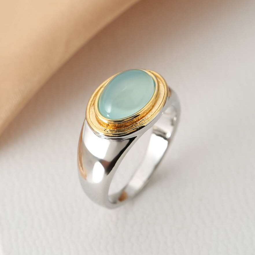 Danna - Anillo Vintage de Granate Verde
