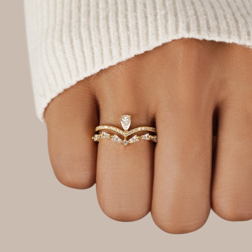 Valeria - Anillo de cristal elegante