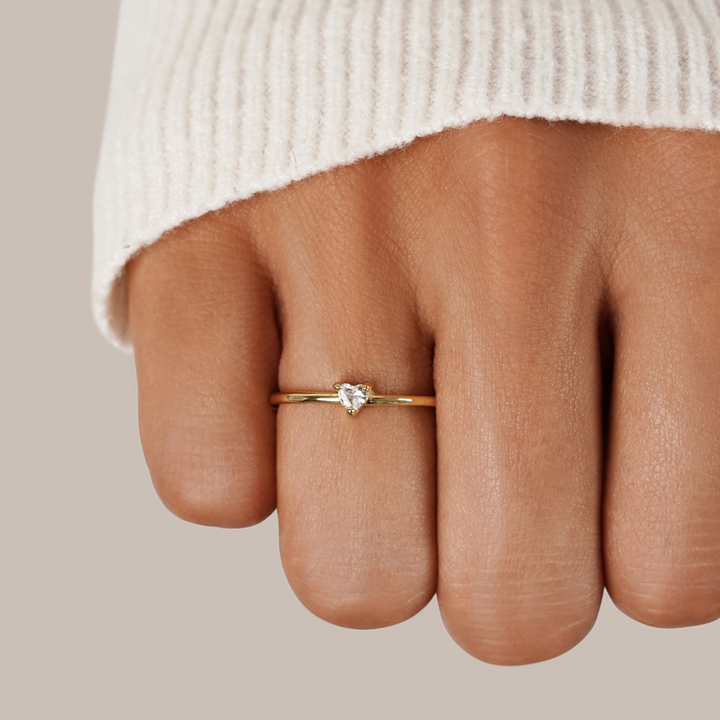Zaira - Anillo de Corazón de Cristal