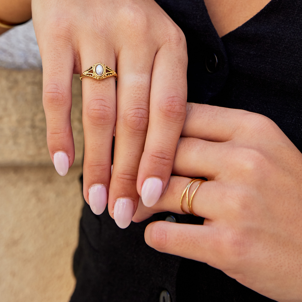 Basilia - Anillo de Perlas Vintage