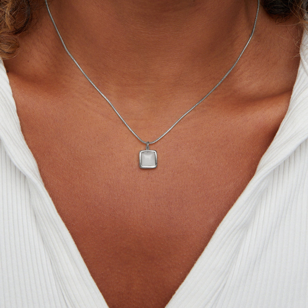 Collar con colgante Riva Mondstein